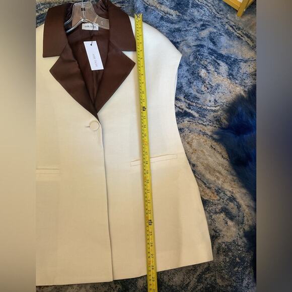 NWT Amir Taghi Silk Wool Bow Tie Blazer Vest Size 2 White Brown - Picture 12 of 12
